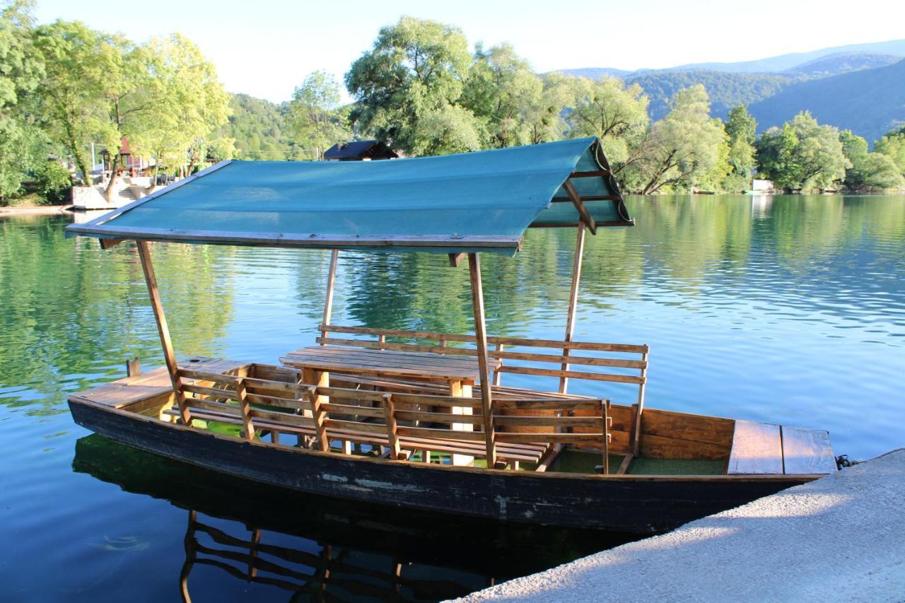 Am Una Lux House Bihac Bagian luar foto