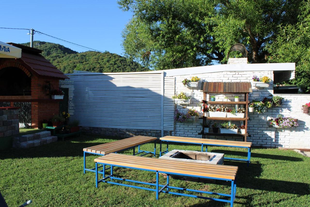 Am Una Lux House Bihac Bagian luar foto