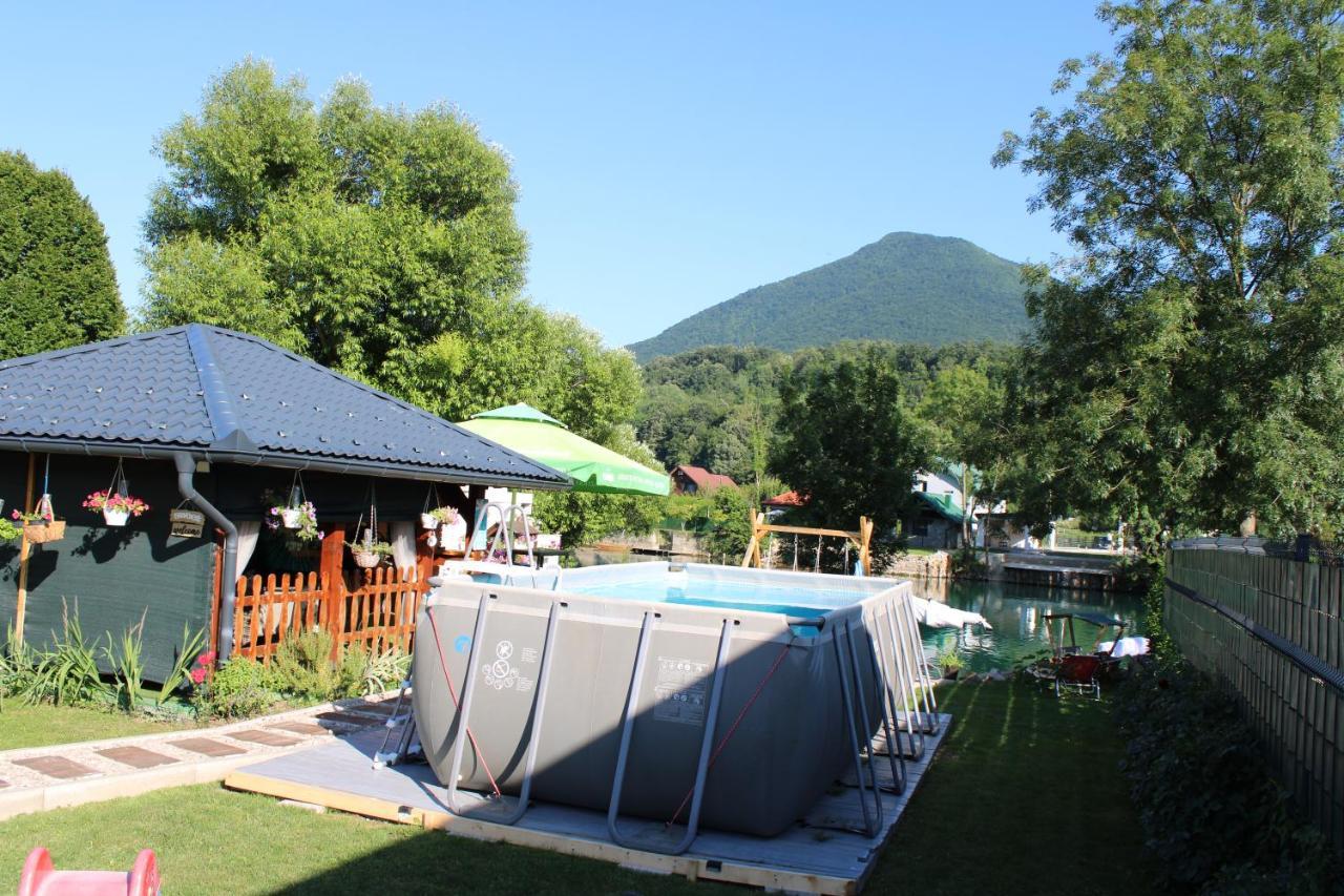Am Una Lux House Bihac Bagian luar foto