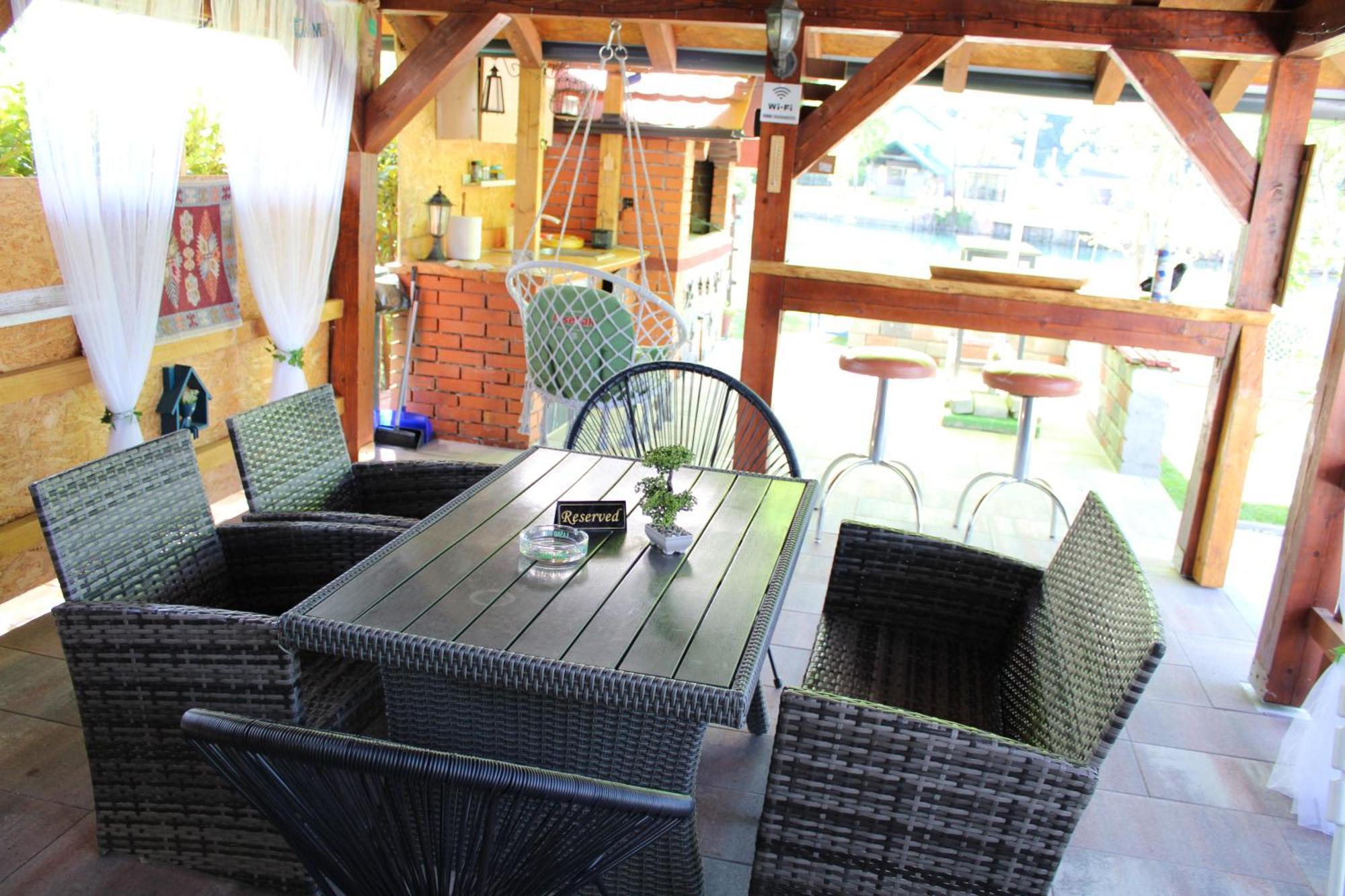 Am Una Lux House Bihac Bagian luar foto