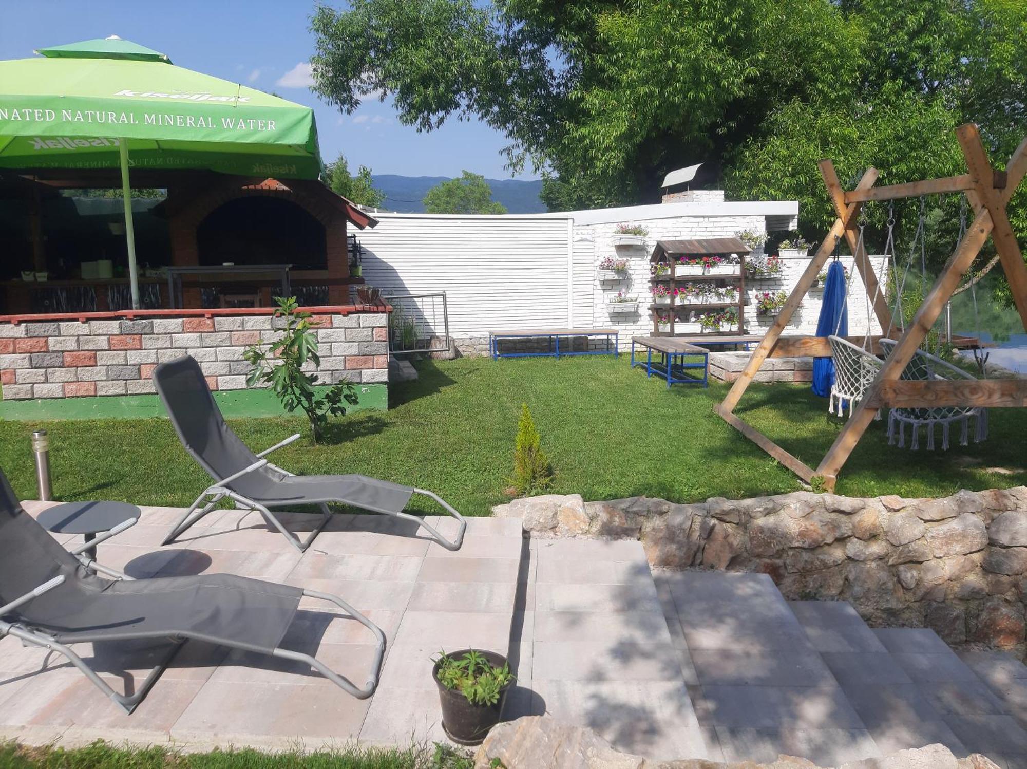 Am Una Lux House Bihac Bagian luar foto