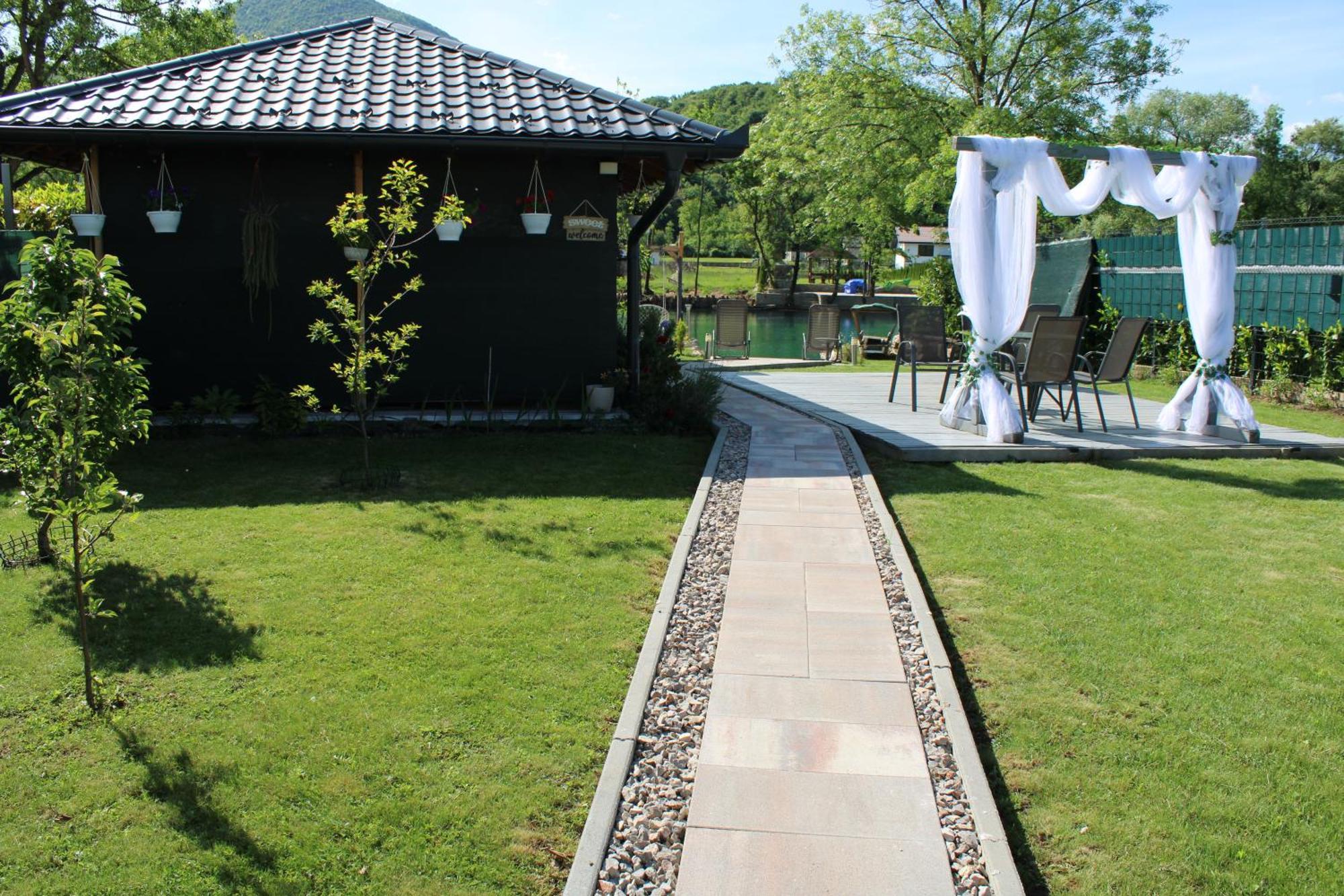 Am Una Lux House Bihac Bagian luar foto