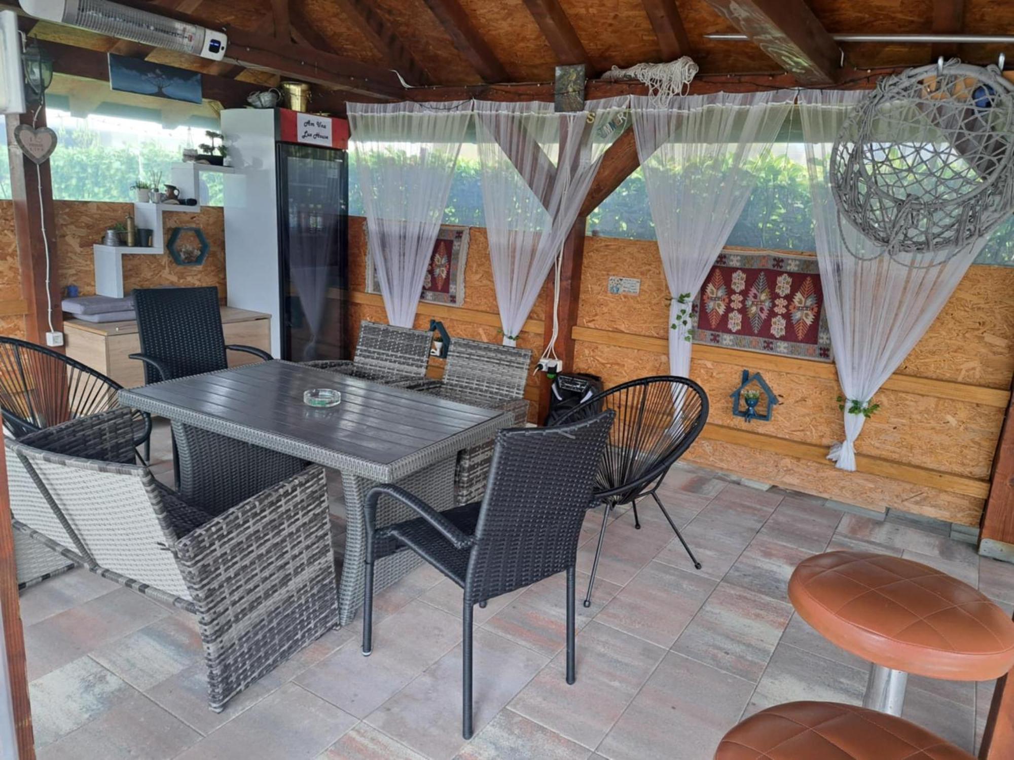 Am Una Lux House Bihac Bagian luar foto